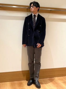 「シップス」｜「アイテム（スラックス）」を使った、大塚さん（メンズ・171cm）の冬コーディネート