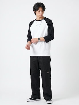 「ラグランTシャツ」｜Tomo大さん（メンズ・175cm）の夏コーディネート