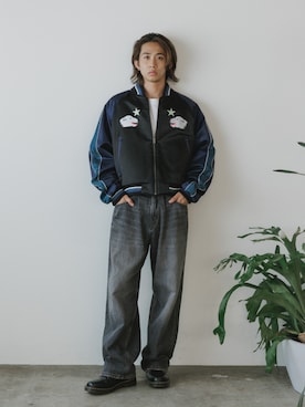 「アイテム（スカジャン）」を使った、Tomo大さん（メンズ・175cm）の冬コーディネート