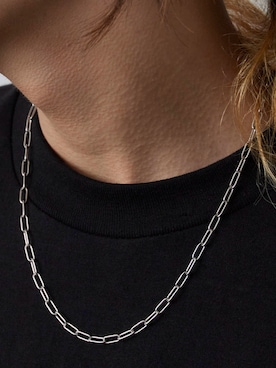 「Theater code（シアターコード）の【30％OFF】Unisex Chain Necklace / ユニセックス チェーンネックレス 2026年春夏（ネックレス、シルバー系）」を使った、Tomo大さん（メンズ・175cm）の夏コーディネート