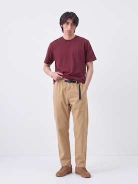 「Gramicci（グラミチ）のGramicci/グラミチ Gramicci PANT パンツ グラミチパンツ テーパード コットン ユニセックス 2026年 夏 夏服 秋服（チノパンツ、ブラウン系）」を使った、Tomo大さん（メンズ・175cm）の夏コーディネート
