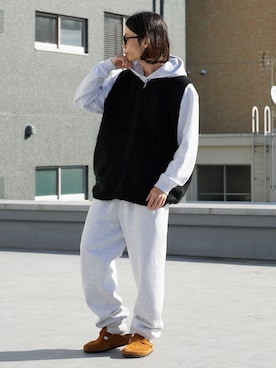 「アイテム（ベスト）」を使った、Tomo大さん（メンズ・175cm・20代）の冬コーディネート