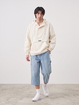「OK YESTERDAY（オッケーイエスタデイ）のOK YESTERDAY / オーケー イエスタデイ アノラック / ANORAK 2026年 夏 夏服（シャツ/ブラウス、ブルー系）」を使った、Tomo大さん（メンズ・175cm）の夏コーディネート