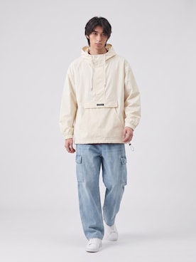 「OK YESTERDAY（オッケーイエスタデイ）のOK YESTERDAY / オーケー イエスタデイ アノラック / ANORAK 2026年 夏 夏服（シャツ/ブラウス、ブルー系）」を使った、Tomo大さん（メンズ・175cm）の夏コーディネート