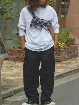 「アイテム（チノパンツ）」を使った、Tomo大さん（メンズ・175cm・20代）の冬コーディネート