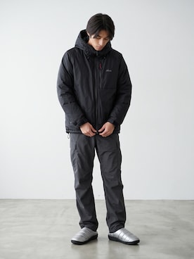 「SUBU（スブ）のSUBU/スブ ORIGINALS F-LINE サンダル スリッポン テフロン加工 クッション性 ワンマイル アウトドア スポーツ メンズ レディース ユニセックス 2026年秋冬（スリッポン、ブラック系）」を使った、Tomo大さん（メンズ・175cm）の秋コーディネート