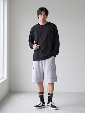 「United Athle（ユナイテッドアスレ）の【ROOPTOKYO】UNITED ATHLE 5.6oz  ロングスリーブTee/ロンT 無地 クルーネック メンズ レディース 2026年春夏（Tシャツ/カットソー、ホワイト系）」を使った、Tomo大さん（メンズ・175cm）の夏コーディネート
