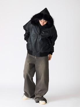 「SUPPLIER（サプライヤー）のアイテム」を使った、Tomo大さん（メンズ・175cm）の秋コーディネート