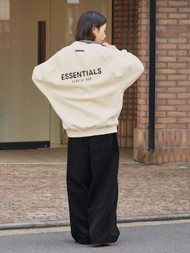 「FOG ESSENTIALS（エフオージーエッセンシャルズ）のアイテム」を使った、Tomo大さん（メンズ・175cm）の秋コーディネート