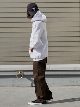 「アイテム（パーカー）」を使った、Tomo大さん（メンズ・175cm）の冬コーディネート