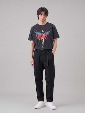 「Gramicci（グラミチ）のGramicci/グラミチ LOOSE TAPERED RIDGE PANT テーパードパンツ 2026年 夏 夏服 秋服（チノパンツ、ブラック系）」を使った、Tomo大さん（メンズ・175cm）の夏コーディネート