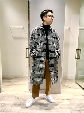 「グレンチェック」｜「アイテム（ステンカラーコート）」を使った、TAさん（メンズ・181cm）の秋コーディネート