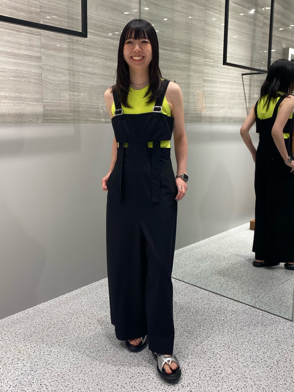 UN3D.（アンスリード）の「DROOP SHOULDER AIO / ドループショルダー