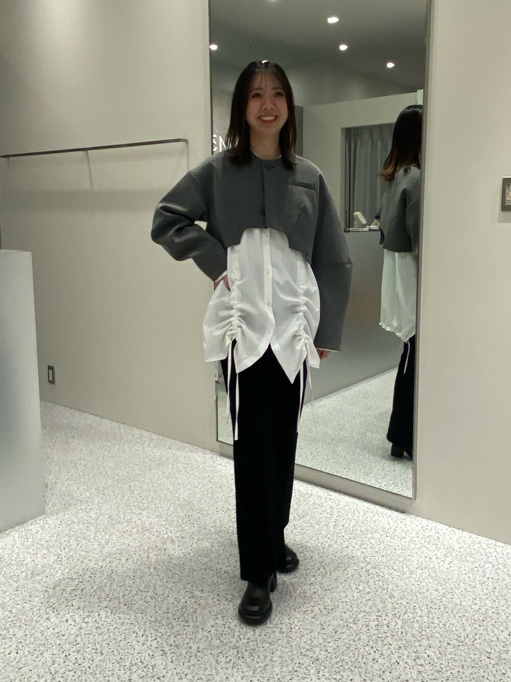 24AW✨極美品【UN3D. 】イレギュラーヘムショートジャケット　ブルー 1735029361_320.jpg