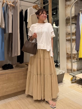「Jena espace merveilleux(ジェナ エスパスメルヴェイユ)の【ジェナの定番】ビッグ変形Tシャツ(Tシャツ/カットソー、ホワイト系)」を使った、chihiroさん(レディース・153cm)の夏コーディネート