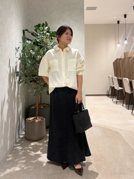 「Jena espace merveilleux（ジェナ　エスパスメルヴェイユ）のトロミタックインシャツ（シャツ/ブラウス、ホワイト系）」を使った、chihiroさん（レディース・153cm）の秋コーディネート