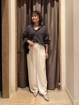 「Jena espace merveilleux(ジェナ エスパスメルヴェイユ)の【2サイズ展開】トロミイージーパンツ(その他パンツ、ホワイト系)」を使った、chihiroさん(レディース・153cm)の春コーディネート