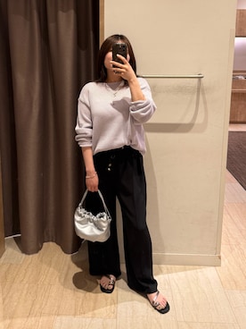 「Jena espace merveilleux(ジェナ エスパスメルヴェイユ)のペーパーライクニット(ニット/セーター、パープル系)」を使った、chihiroさん(レディース・153cm)の春コーディネート