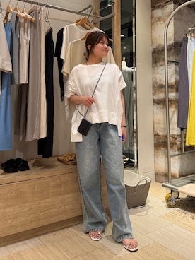 「Jena espace merveilleux(ジェナ エスパスメルヴェイユ)の【大好評につき再入荷】【サラサラ素材で涼しく着れる】ビッグ変形Tシャツ(Tシャツ/カットソー、ホワイト系)」を使った、chihiroさん(レディース・153cm)の夏コーディネート