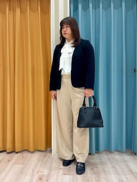 「SHOO・LA・RUE（シューラルー）の【洗濯機可/セットアップ可/S-3L】きちんと楽に。カットジョーゼットノーカラージャケット（ノーカラージャケット、ブラック系）」を使った、ツムツムさん（レディース・170cm）の冬コーディネート