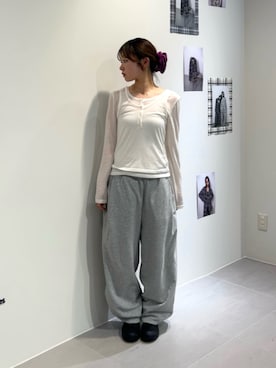 「KBF（ケイビーエフ）のレイヤードヘンリーネックTEE（Tシャツ/カットソー、ホワイト系）」を使った、miyuさん（レディース・153cm）の春コーディネート