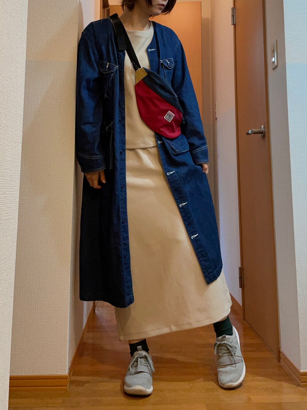 「GUコーデ」｜「BEAMSのアイテム（デニムジャケット、ブルー系）」を使った、RisAko🍡さん（レディース・159cm）の春コーディネートの1枚目の写真