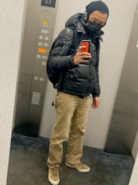 「Levi's（リーバイス）のアイテム（その他パンツ、ベージュ系）」を使った、平 真ノ丞さん（メンズ・173cm）の冬コーディネート