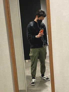 「Levi's（リーバイス）のアイテム（Tシャツ/カットソー、ブラック系）」を使った、平 真ノ丞さん（メンズ・173cm）の春コーディネート