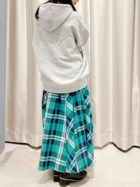 「AMERICAN HOLIC」｜「アイテム（スウェット）」を使った、makophithさん（レディース・153cm）の冬コーディネート