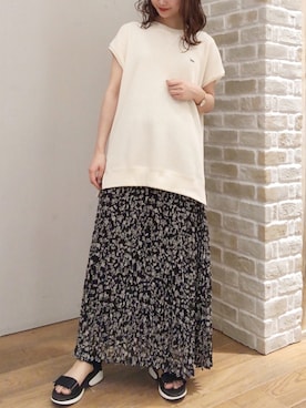 「Lee（リー）のアイテム（Tシャツ/カットソー）」を使った、makophithさん（レディース・153cm）の秋コーディネート