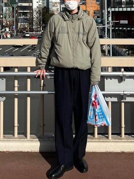 ダウンジャケット コートを使った ネイビーパンツ のメンズ人気ファッションコーディネート Wear