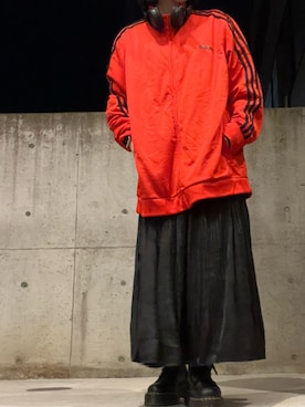 「古着好きな人と繋がりたい」｜「アイテム（ジャージ）」を使った、risaさん（レディース・162cm）の秋コーディネート