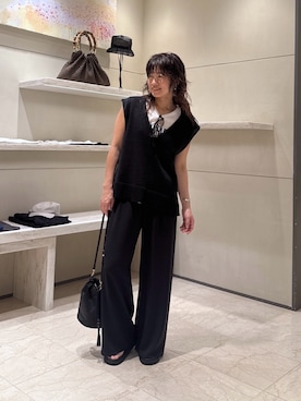「GALLARDAGALANTE（ガリャルダガランテ）のサイドスリットニット（ニット/セーター、ブラック系）」を使った、CHIEさん（レディース・162cm）の春コーディネート