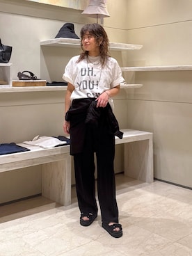 「GALLARDAGALANTE（ガリャルダガランテ）の【ガランテ名品】ライトジャージーワイドパンツ（Pants、ブラック系）」を使った、CHIEさん（レディース・162cm）の春コーディネート