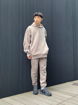 「グラミチ別注」｜「アイテム（スウェットパンツ）」を使った、たなかさん（メンズ・172cm）の夏コーディネート