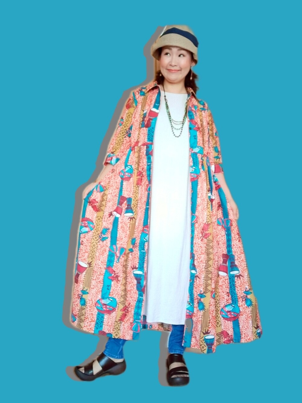 「おしゃれさんと繋がりたい、40代ファッション、好きな服を着る、元気になれる服、チチカカ、UNIQLO、studio clip、RegettaCanoe、ワンピース、デニムレギンス、ハット」｜「studio CLIPのアイテム（帽子、ベージュ系）」を使った、michiyogaさん（レディース・159cm）の夏コーディネートの1枚目の写真
