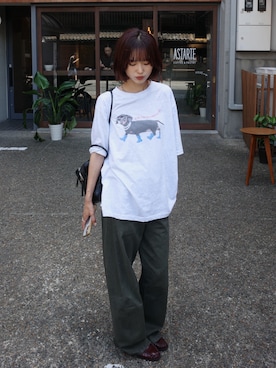 「ONE（ワン）のアイテム（Tシャツ/カットソー、グレー系）」を使った、ひかたんさん（レディース・158cm）の夏コーディネート