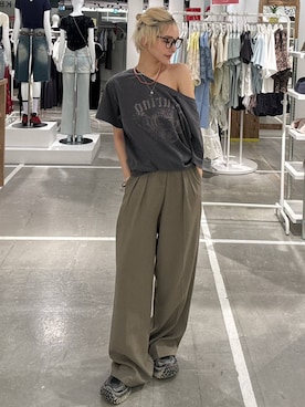 「アイテム（スラックス）」を使った、Marikaさん（レディース・153cm・30代）の夏コーディネート