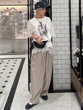 「LOWRYS FARM（ローリーズファーム）のイージーワイドコクーンパンツ 327286（その他パンツ、ゴールド系）」を使った、Marikaさん（レディース・153cm）の夏コーディネート