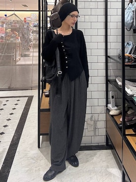 「LOWRYS FARM（ローリーズファーム）のアイテム（その他パンツ）」を使った、Marikaさん（レディース・153cm）の秋コーディネート