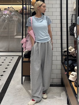 「LOWRYS FARM（ローリーズファーム）のＢＡＳＩＣシアータンク 1042099（タンクトップ、ブルー系）」を使った、Marikaさん（レディース・153cm）の夏コーディネート