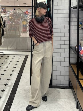「LOWRYS FARM（ローリーズファーム）のワイドストレートデニムパンツ　607883（デニムパンツ、ベージュ系）」を使った、Marikaさん（レディース・153cm）の春コーディネート