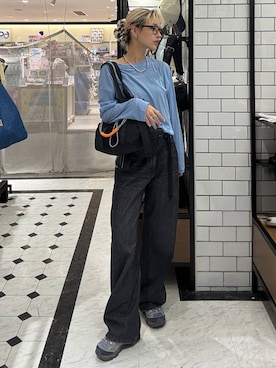 「LOWRYS FARM（ローリーズファーム）の【撥水・500mlペットボトル収納可】アミコード３ＷＡＹＢＡＧ 1051049（ショルダーバッグ、ブラック系）」を使った、Marikaさん（レディース・153cm）の夏コーディネート
