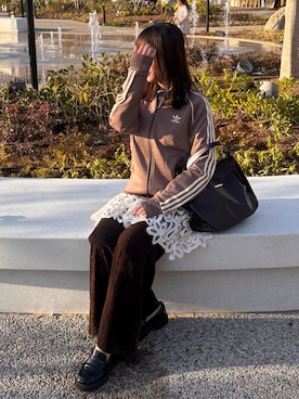 「アイテム（ジャージ）」を使った、Okayuさん（レディース・159cm）の春コーディネート