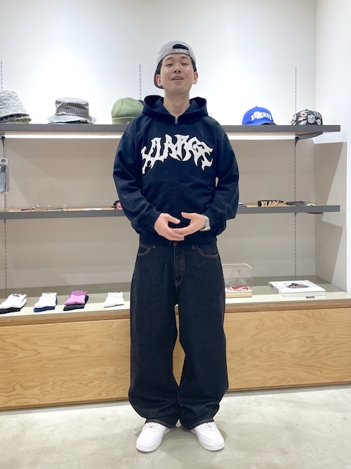 DISTORTED LOGO ZIP UP HOODED SWEATSHIRT（パーカー）｜XLARGE