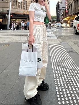 「cotton on（コットンオン）のアイテム（パンツ）」を使った、moさん（レディース・156cm）の春コーディネート