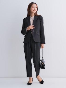 「アイテム（ビジネスシャツ）」を使った、nissen Petit Modelsさん（レディース・153cm）の秋コーディネート