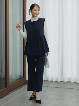 「アイテム（ビジネスシャツ）」を使った、nissen Petit Modelsさん（レディース・153cm）の秋コーディネート