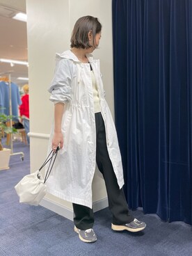 「白」｜「アイテム（その他アウター）」を使った、ISHIDAさん（レディース・158cm）の春コーディネート