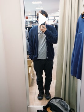 「アイテム（サンダル）」を使った、stoshさん（メンズ・175cm）の冬コーディネート